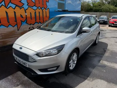 Used Ford Focus Zetec 120 HP (88 kW) 2016 Silver Hatchback