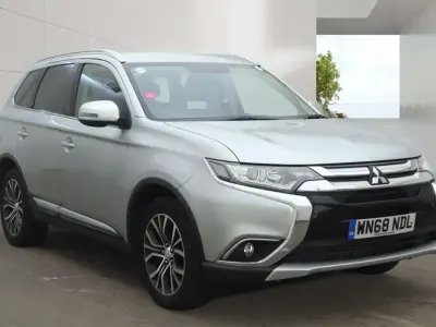 Used Mitsubishi Outlander 150 HP (110 kW) 2018 Silver SUV