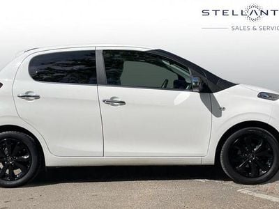 Begagnad Citroën C1 Flair 81 HK (59 kW) 2017 Vit Halvkombi