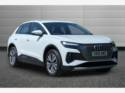 Used Audi Q4 e-tron Sport 125 kW (170 HP) 2021 White SUV
