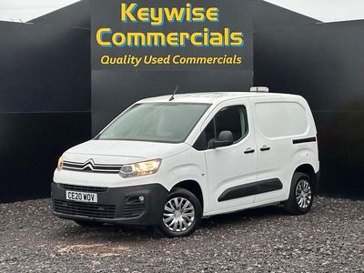 Used Citroën Berlingo 75 HP (55 kW) 2020 White MPV