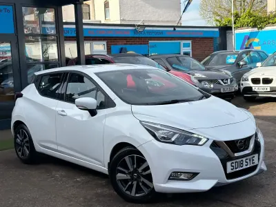 Usado Nissan Micra Acenta Limited Edition 71 HP (52 kW) 2018 Branco Citadino