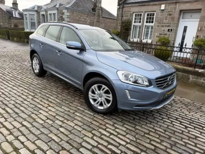 Usado Volvo XC60 SE 190 CV (139 kW) 2017 Azul SUV