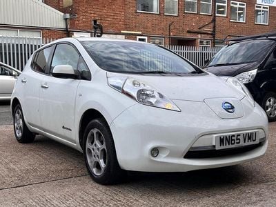 White Used 2015 Nissan Leaf Acenta Hatchback | £2,999 (Good price)