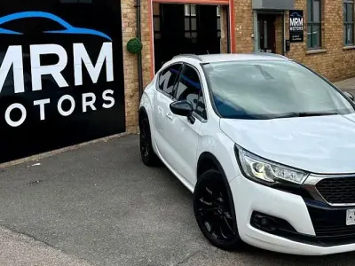 Used DS Automobiles DS4 120 HP (88 kW) 2017 White Hatchback