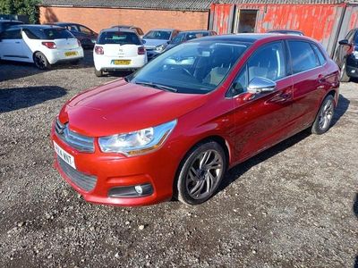 Red Used 2014 Citroën C4 SELECTION Hatchback | £2,195 (Super price)