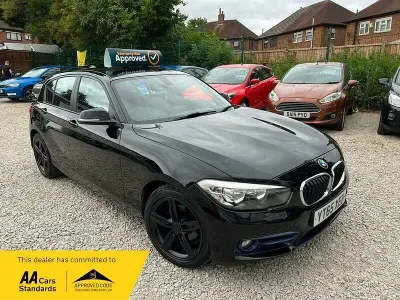 Used BMW 118 Sport Line 2015 Black Hatchback