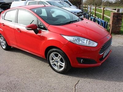 Used Ford Fiesta Zetec 2013 Red Hatchback
