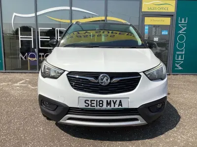 Used Vauxhall Crossland X Elite 130 HP (95 kW) 2018 White SUV