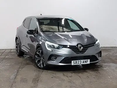 Used Renault Clio Techno 90 HP (66 kW) 2023 Grey Hatchback
