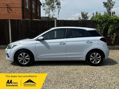 Used Hyundai i20 SE 84 HP (61 kW) 2019 Grey Hatchback