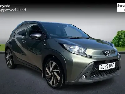 Used Toyota Aygo X 72 HP (52 kW) 2022 Green SUV