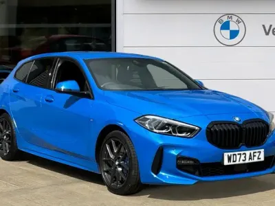 Usado BMW 120 M Sport 190 CV (139 kW) 2023 Azul Utilitario