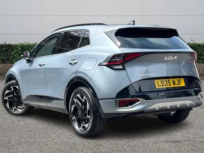 Używany Kia Sportage GT-Line 180 KM (132 kW) 2025 Srebrny SUV