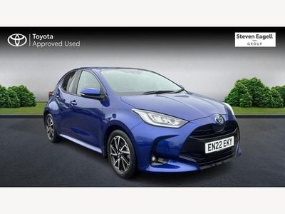 Blue Used 2022 Toyota Yaris Hybrid Design Hatchback | £17,007 (Good price)