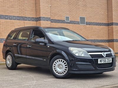 used Vauxhall Astra 1.8i 16V Life 5dr Auto [AC]