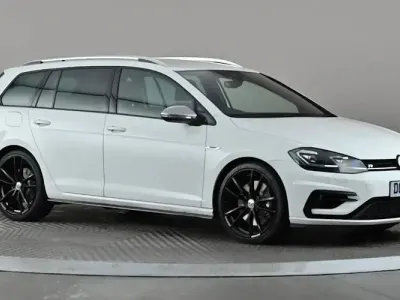 Used VW Golf VIII R 300 HP (220 kW) 2020 Estate