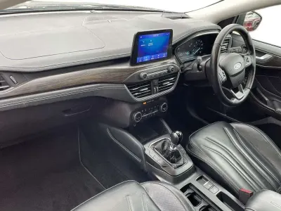 Used Ford Focus Vignale 123 HP (90 kW) 2019 Grey Hatchback