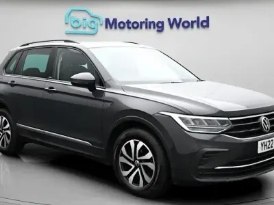 Begagnad VW Tiguan Active 150 HK (110 kW) 2021 Grå SUV