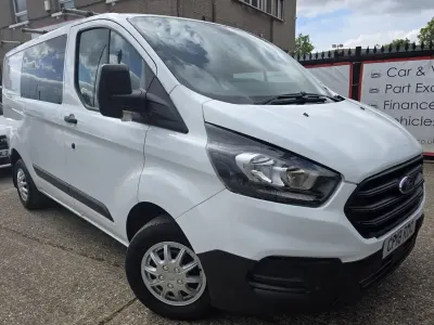 Used Ford Transit Custom 105 HP (77 kW) 2018 White Van