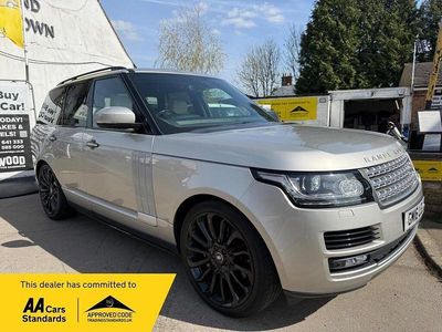 Used Land Rover Range Rover Vogue SE 2016 Gold SUV