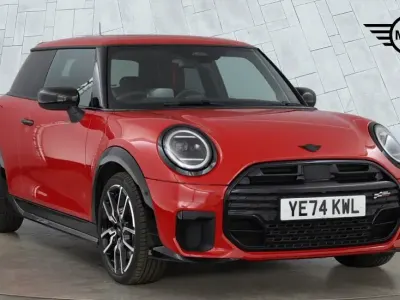 Used Mini Cooper S Hatch 201 HP (147 kW) 2024 Red Hatchback