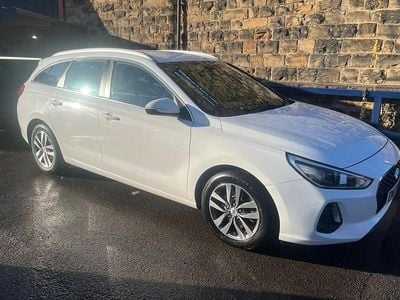Used 2018 Hyundai i30 SE Estate | £5,490 (Fair price)