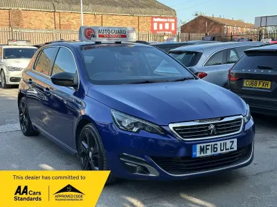 Second-hand Peugeot 308 GT-line 120 CP (88 kW) 2016 Albastru Hatchback