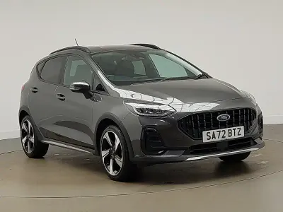 Usado Ford Fiesta Active 100 CV (73 kW) 2022 Gris Utilitario