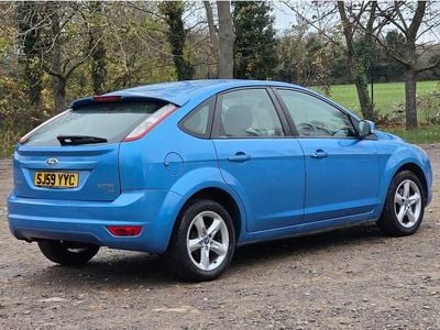 Blue Used 2010 Ford Focus Zetec Hatchback | £1,899 (Fair price)