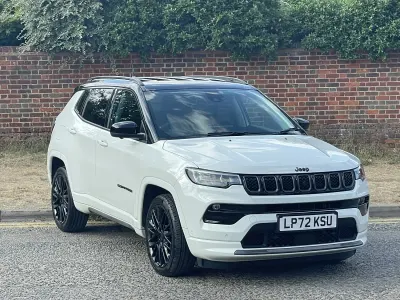 Used Jeep Compass 128 HP (94 kW) 2022 White/black SUV