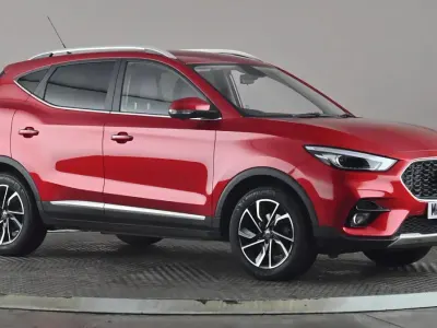Usado MG ZS Exclusive 111 HP (81 kW) 2024 Vermelho SUV