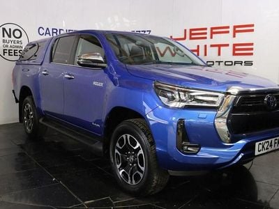 Usado Toyota HiLux Play 204 HP (150 kW) 2024 Azul Pickup