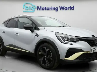 Used Renault Captur Engineered 145 HP (106 kW) 2024 Grey/black SUV