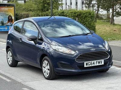 Used Ford Fiesta Studio 82 HP (60 kW) 2014 Blue Hatchback