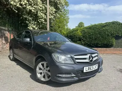 Używany Mercedes C220