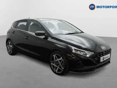 Używany Hyundai i20 Ultimate 101 KM (74 kW) 2025 Czarny Hatchback