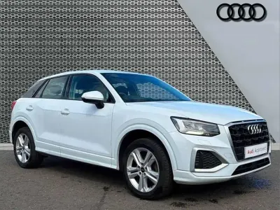 Usado Audi Q2 Sport 147 HP (108 kW) 2022 Branco SUV