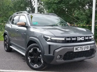 Used Dacia Duster Extreme 140 HP (102 kW) 2025 Grey SUV