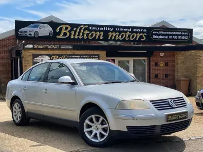 Begagnad VW Passat Highline 100 HK (73 kW) 2004 Silver Kombi