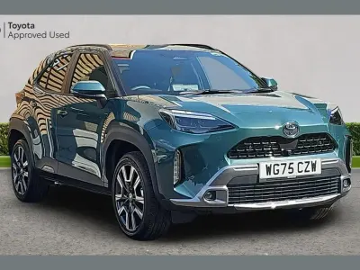 Used Toyota Yaris Cross 128 HP (94 kW) 2025 Green SUV
