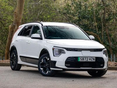 Used Kia e-Niro 147 kW (201 HP) 2023 White SUV