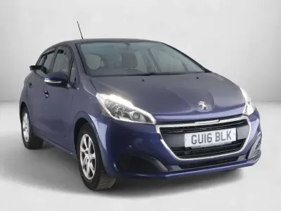 Used Peugeot 208 Active 68 HP (50 kW) 2016 Blue Hatchback