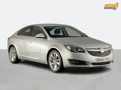 Used Vauxhall Insignia SRi 140 HP (102 kW) 2016 Silver Hatchback