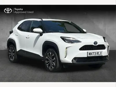 Used Toyota Yaris Cross Design 116 HP (85 kW) 2024 White SUV