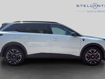Used Peugeot 5008