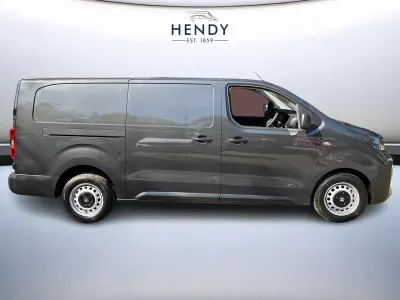 Nouă Vauxhall Vivaro 143 CP (105 kW) 2026 Gri Monovolum