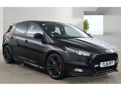 Used Ford Focus ST 185 HP (136 kW) 2016 Black Hatchback