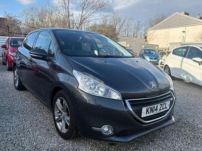 Used Peugeot 208 Allure 115 HP (84 kW) 2014 Grey Hatchback