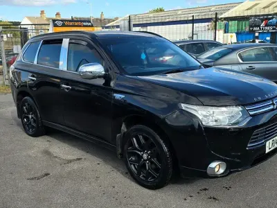 Used Mitsubishi Outlander P-HEV 2014 Black Estate